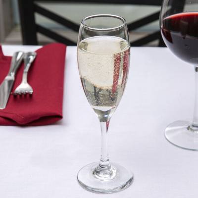 Libbey 3996 Teardrop 5.75 oz. Flute Glass