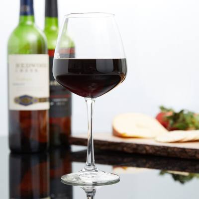 Libbey 7515 Vina 18.25 oz. Diamond Balloon Wine Glass