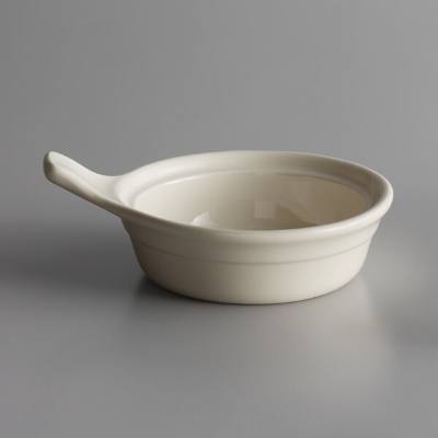 Libbey 950027725 Casablanca 10 oz. Cream White Medium Shallow Porcelain Casserole Dish with Handle