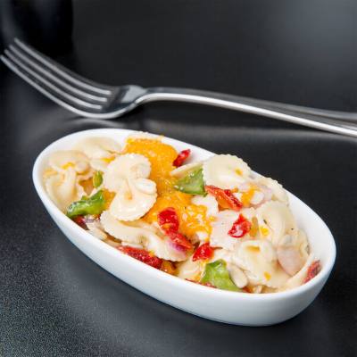 Libbey BW-014 Chef's Selection II 5.25 oz. Ultra Bright White Porcelain Oval Bowl