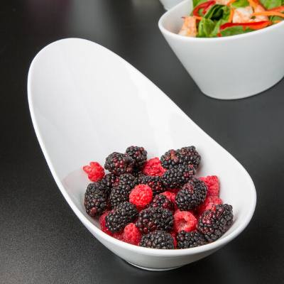 Libbey BW-6709 Chef's Selection II 27 oz. Ultra Bright White Porcelain Riviera Bowl